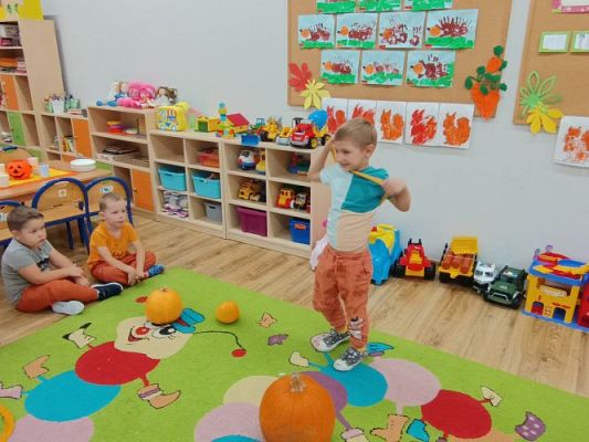 Grafika #11: Dzień Dyni u maluszków