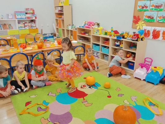 Grafika #17: Dzień Dyni u maluszków