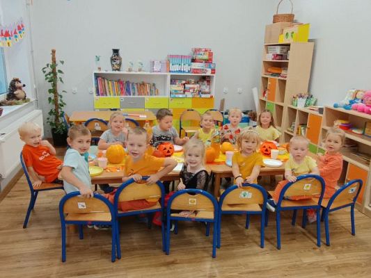 Grafika #31: Dzień Dyni u maluszków