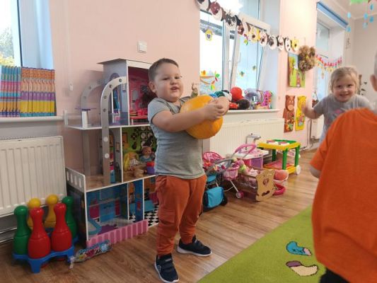 Grafika #37: Dzień Dyni u maluszków