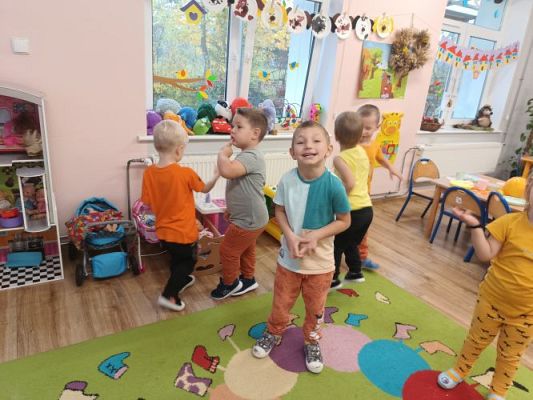 Grafika #41: Dzień Dyni u maluszków