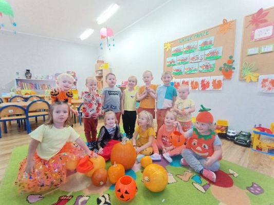 Grafika #42: Dzień Dyni u maluszków