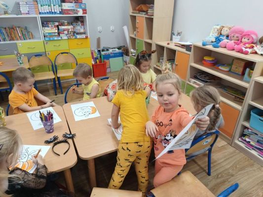 Grafika #45: Dzień Dyni u maluszków