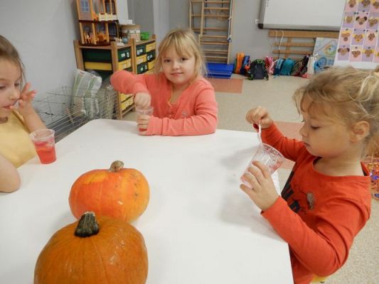 Grafika #1: Dzień dyni w przedszkolu