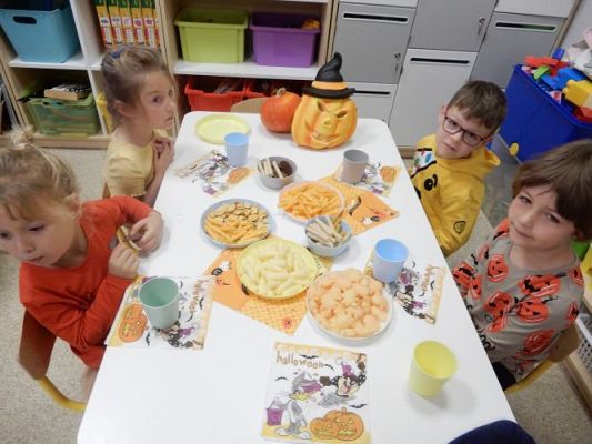 Grafika #16: Dzień dyni w przedszkolu