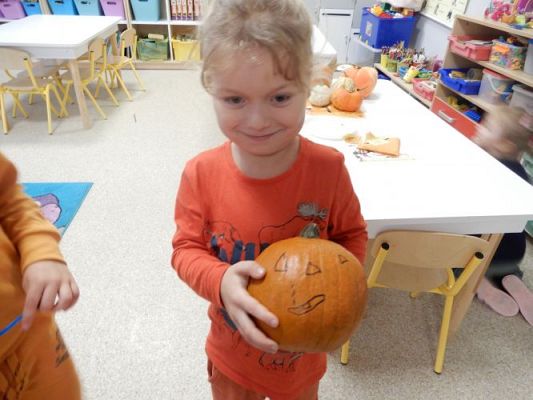 Grafika #22: Dzień dyni w przedszkolu