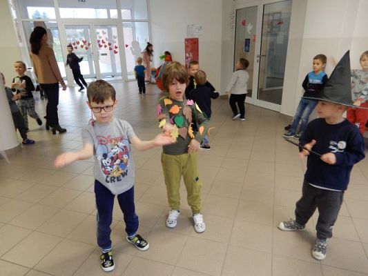 Grafika #6: Bal jesienny