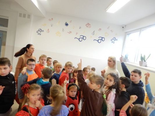 Grafika #19: Bal jesienny