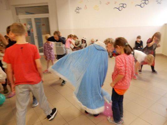 Grafika #23: Bal jesienny