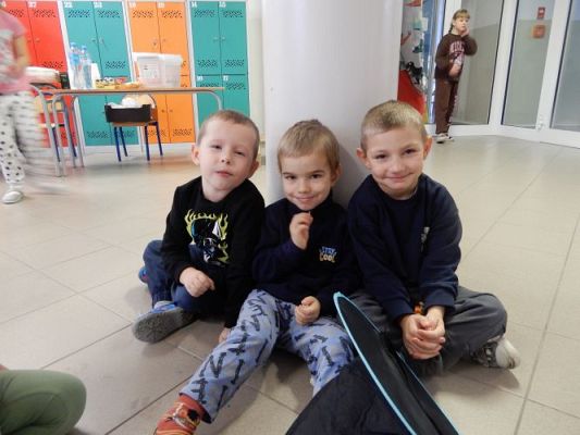 Grafika #40: Bal jesienny