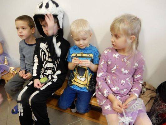 Grafika #71: Bal jesienny