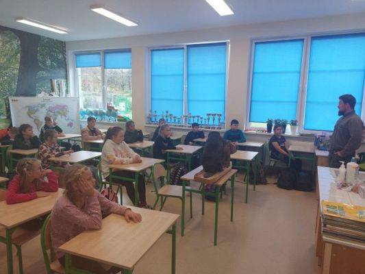 Grafika #1: Lekcja przyrody z Nadleśnictwem Lębork