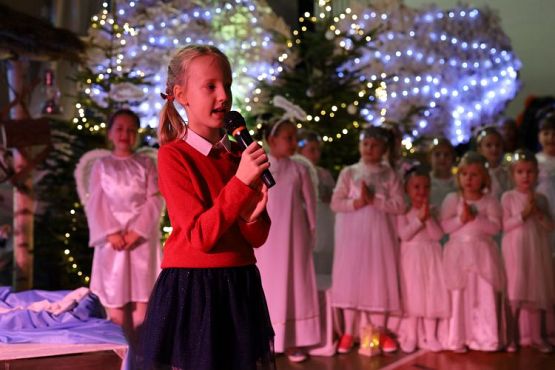 Grafika #23: Szkolne jasełka