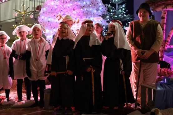 Grafika #40: Szkolne jasełka