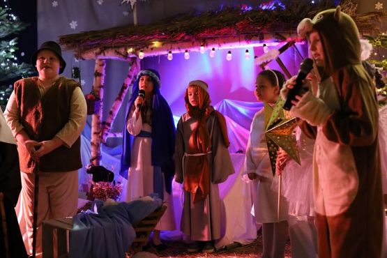 Grafika #41: Szkolne jasełka