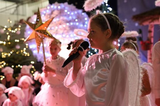 Grafika #46: Szkolne jasełka