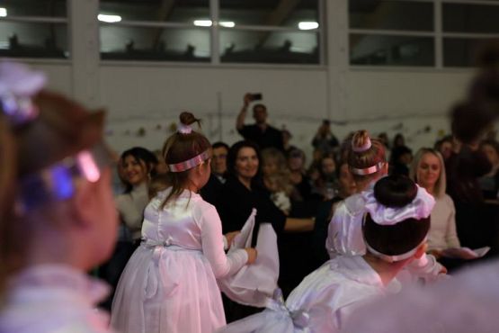 Grafika #53: Szkolne jasełka