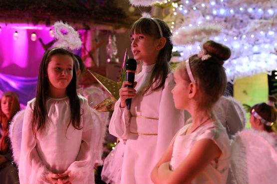 Grafika #57: Szkolne jasełka