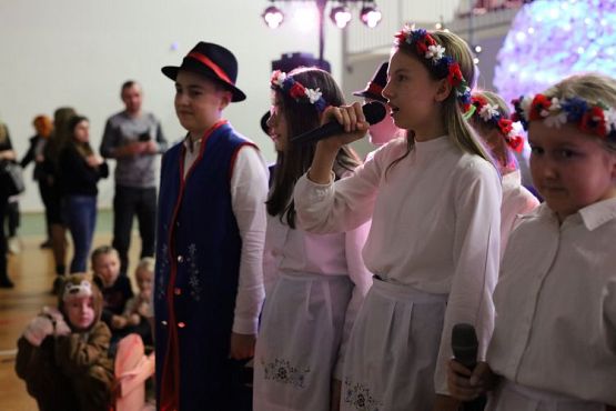 Grafika #64: Szkolne jasełka