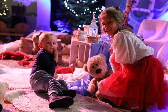 Grafika #77: Szkolne jasełka