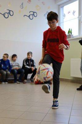 Grafika #10: Światowy Dzień Futbolu