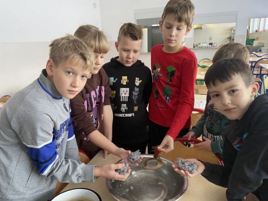 Grafika #3: Andrzejki w klasie III