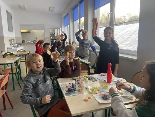 Grafika #16: Andrzejki w klasie III