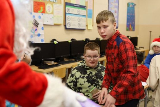 Grafika #15: Wizyta Mikołaja