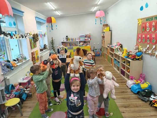 Grafika #0: Dzień Pluszowego Misia
