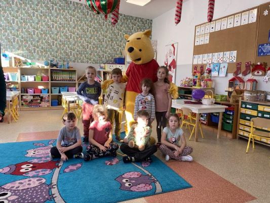 Grafika #26: Dzień z Kubusiem Puchatkiem