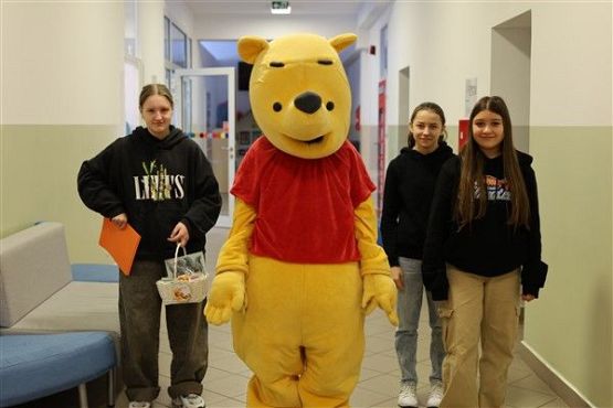 Grafika #4: Dzień z Kubusiem Puchatkiem