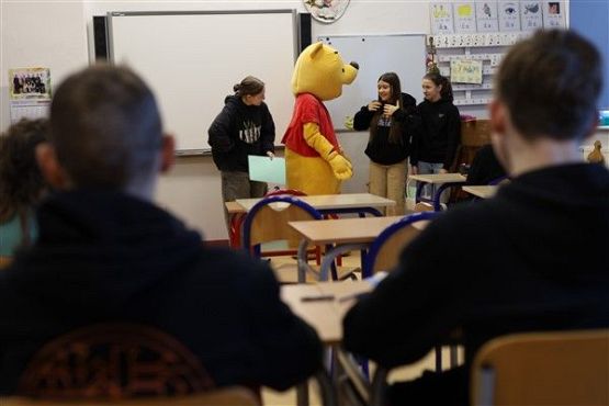 Grafika #8: Dzień z Kubusiem Puchatkiem