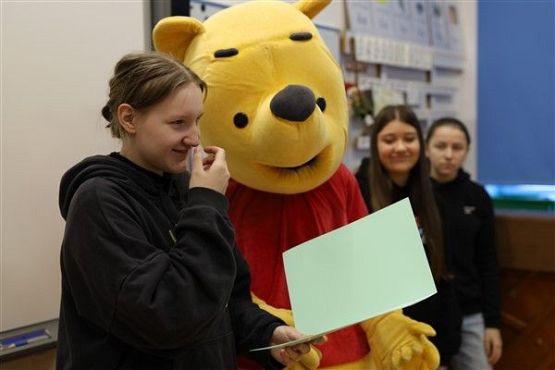 Grafika #9: Dzień z Kubusiem Puchatkiem