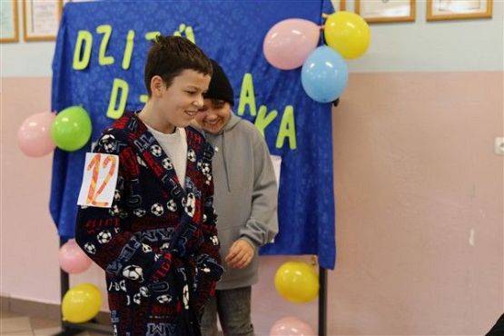 Grafika #30: Dzień Dziwaka