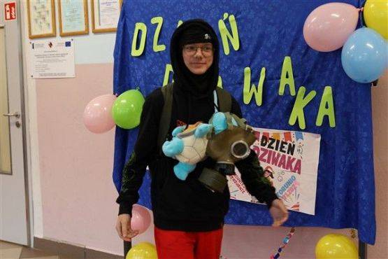 Grafika #31: Dzień Dziwaka