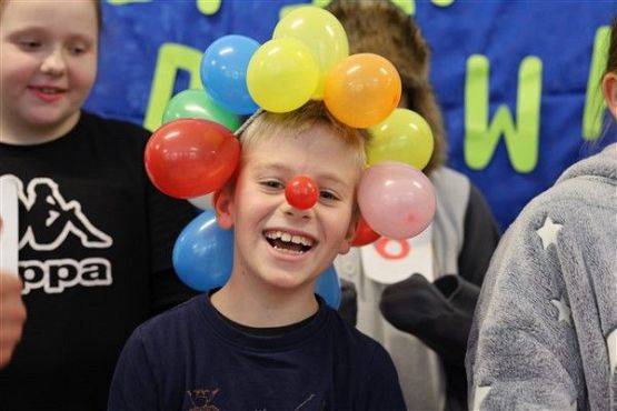 Grafika #45: Dzień Dziwaka