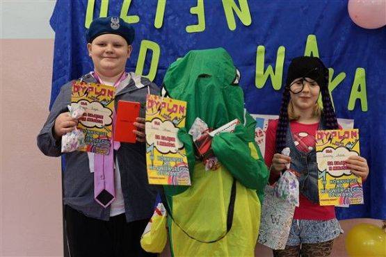 Grafika #63: Dzień Dziwaka