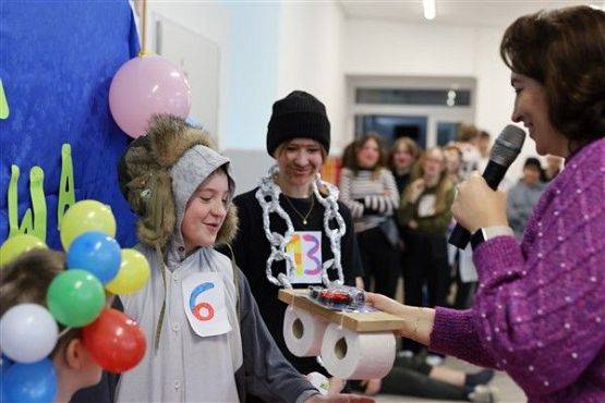 Grafika #66: Dzień Dziwaka