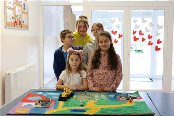 Grafika #37: Ferie w szkole - Mistrzowie Lego