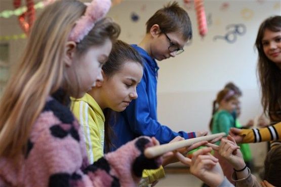 Grafika #3: Ferie w szkole - Twoja twarz brzmi