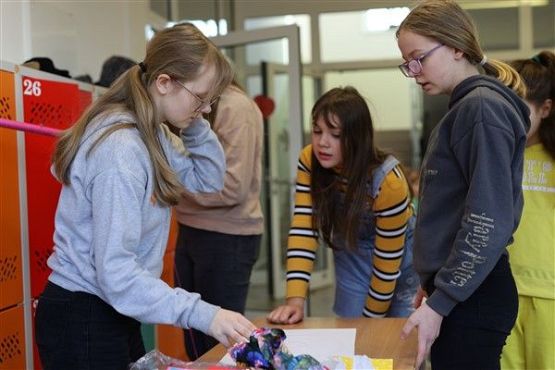 Grafika #18: Ferie w szkole - Twoja twarz brzmi