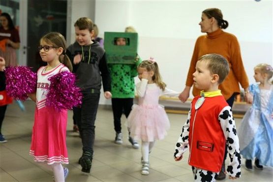 Grafika #0: Bal karnawałowy