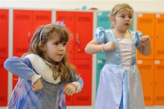 Grafika #10: Bal karnawałowy