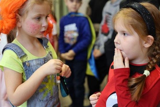 Grafika #46: Bal karnawałowy