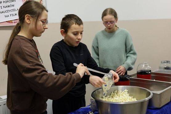 Grafika #2: Dzień Popcornu