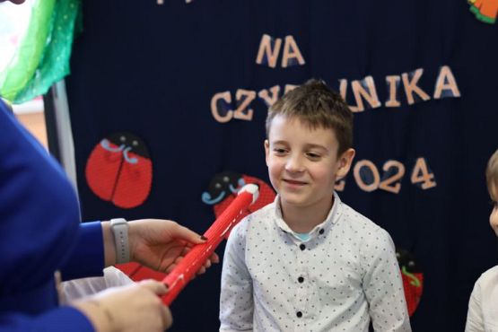 Grafika #8: Pasowanie na czytelnika