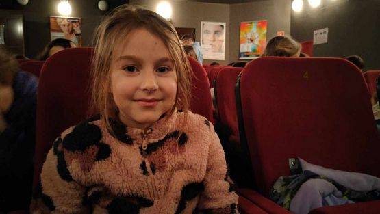 Grafika #3: Ferie w szkole - wyjazd do kina