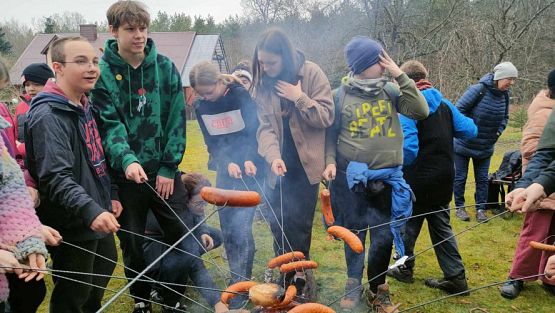 Grafika #6: Sadzenie lasu