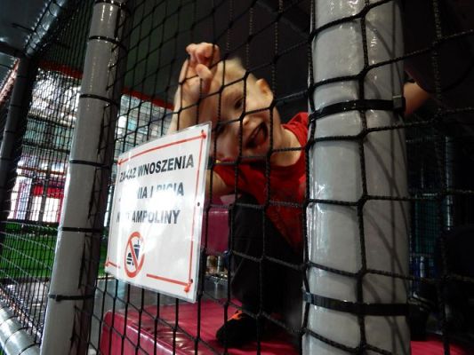 Grafika #32: Wycieczka do parku trampolin