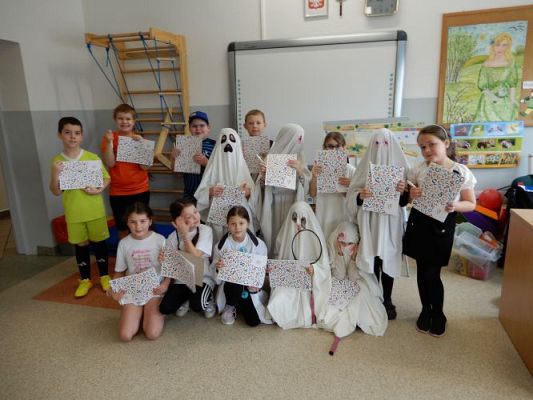 Grafika #13: "W zdrowym ciele zdrowy duch" - przedstawienie drugoklasistów